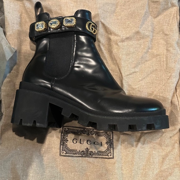 GUCCI WORN 3 times - Picture 5 of 9